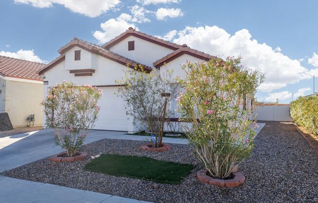 Single story home with solar at no extra charge