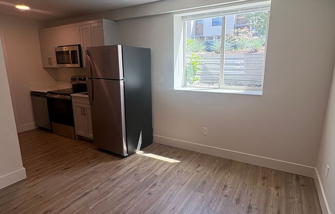 Denny Apartments