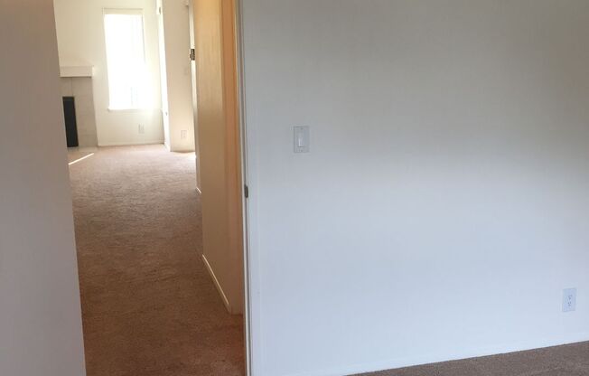 1 bed, 1 bath, 700 sqft, $1,400, Unit 503
