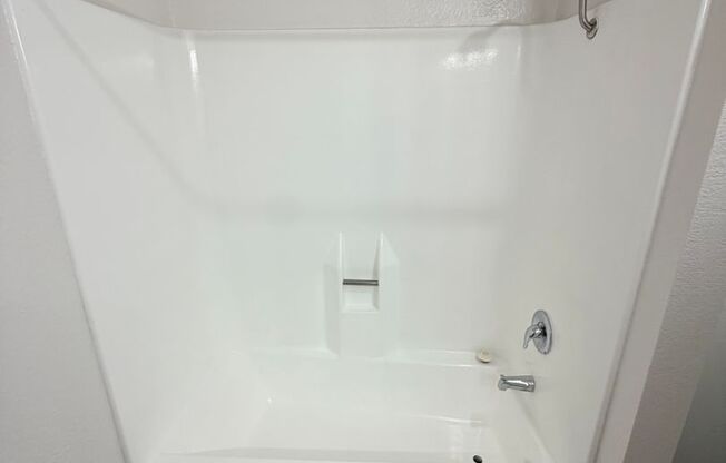 1 bed, 1 bath, 750 sqft, $2,255, Unit 716