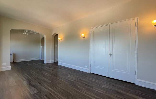 Large Storage Spaces at 1033 W Loyola, Chicago, Illinois