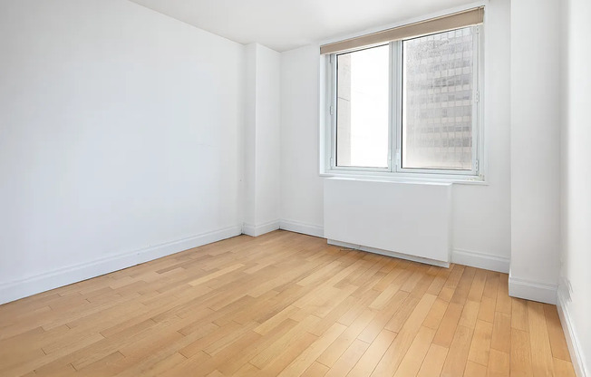 1 bed, 1 bath, 650 sqft, $4,500, Unit 19A