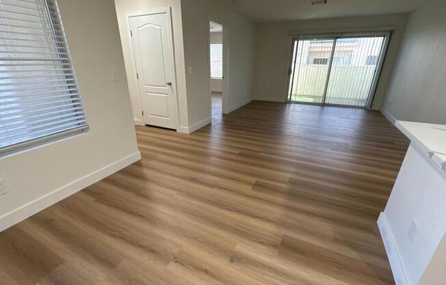2 beds, 2 baths, 1,002 sqft, $1,500, Unit UNIT 1008