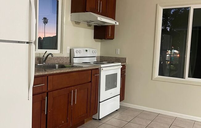 Recently Remodeled 2 Bedroom, on San Pablo Ave, in East Richmond Area