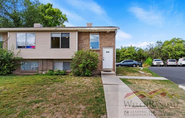 3 Bedroom 2 Bath Duplex. SLC