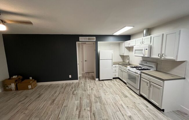 2180-Owner has own Roofer-A\C people