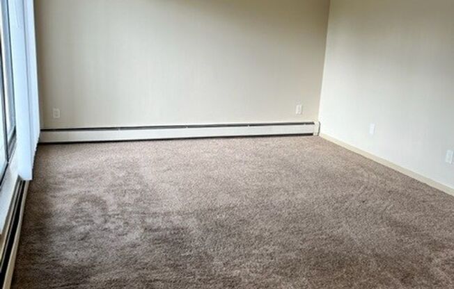 2 beds, 1 bath, 800 sqft, $1,450, Unit 60-209