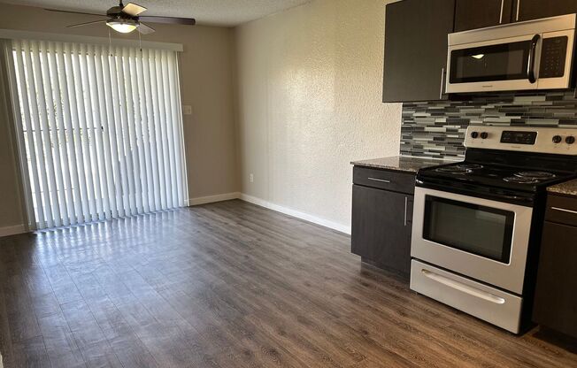 1 bed, 1 bath, 504 sqft, $925, Unit 141