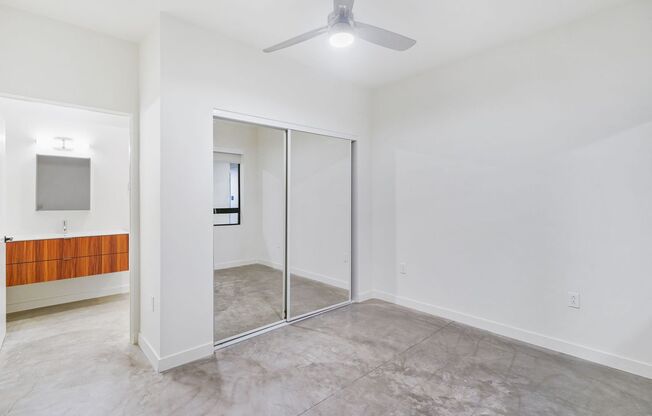 3 beds, 3 baths, 1,120 sqft, $3,695, Unit 420