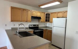 2 beds, 1 bath, $2,100, Unit 6434 Unit 511