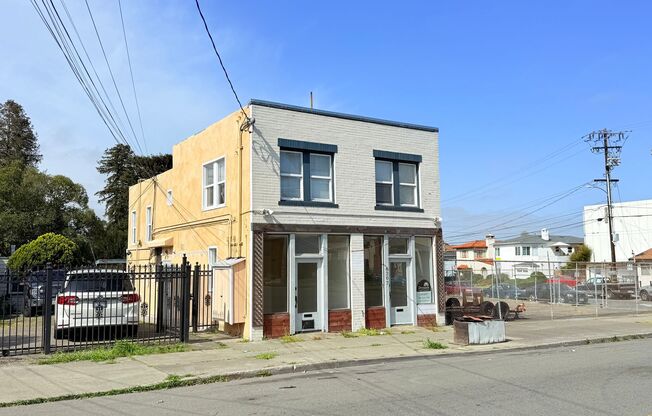 6207-6215 Macarthur Blvd