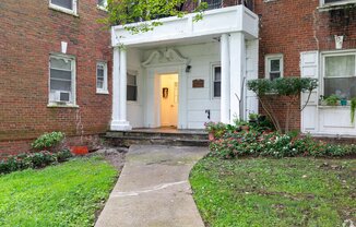 457 W STATE ST