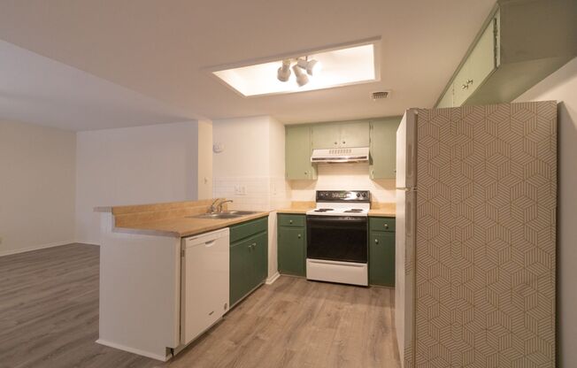 2305 Montclaire Street - MTC