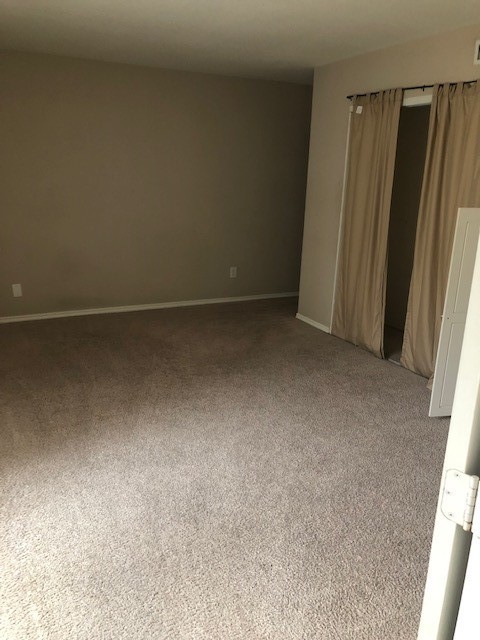 4 Bedroom 3 Bathroom Home in Canyon Crest!!
