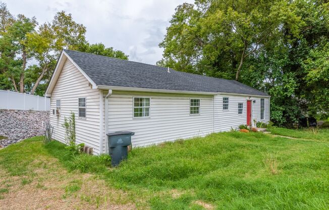 Charming 4BR/2BA Home in South Nashville – Great Location!