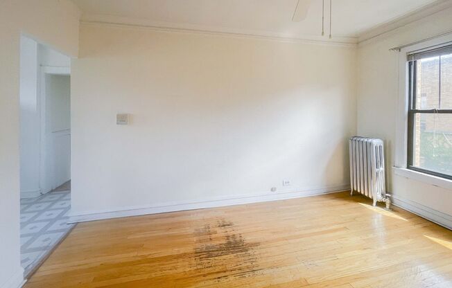 1 bed, 1 bath, 560 sqft, $1,435, Unit 5951P-2E