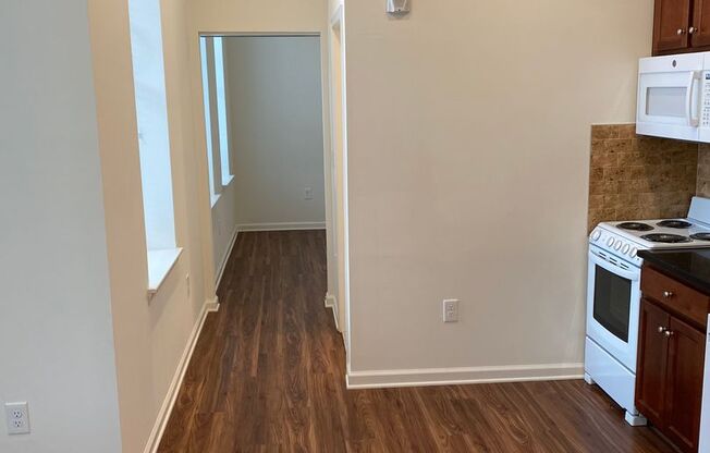 1601 6th St. NW