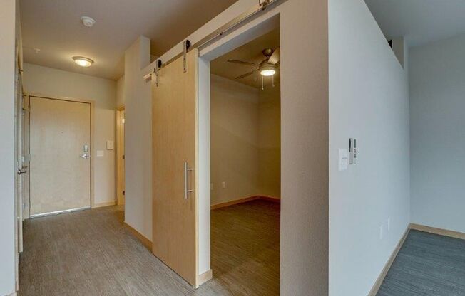 Studio, 1 bath, 524 sqft, $1,550, Unit 504