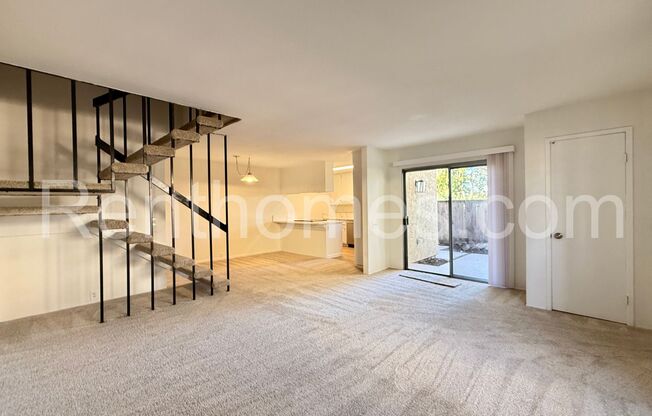 9628-32 Caminito Del Feliz, Spacious Townhome in Great Community Close to UCSD!