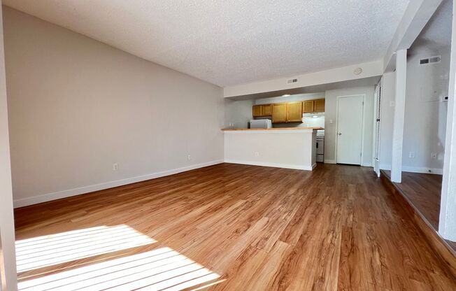 Studio, 1 bath, 575 sqft, $1,099, Unit OCR-121