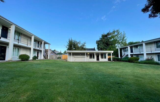 Sweetbriar Apartments