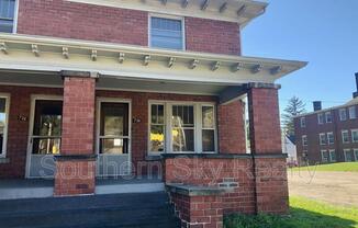 738 KENMORE BLVD