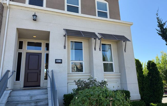 Executive Evergreen Valley Townhome