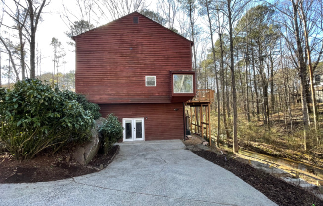 2141 DAYRON CIR