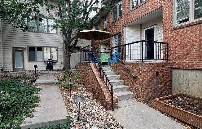 Hidden Cherry Creek Gem - 2bed, 2.5 bath, 2 Garage Spaces