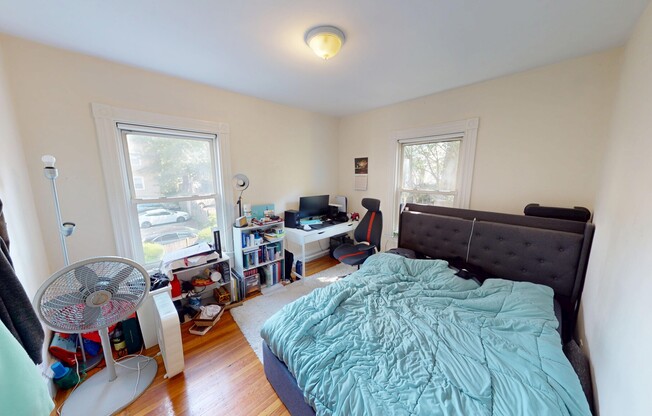 1 WOODSTOCK AVE