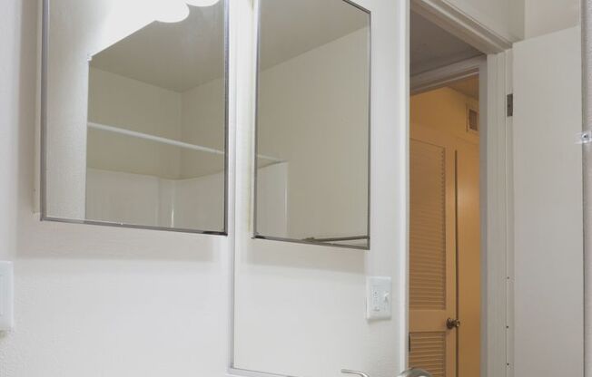 1 bed, 1 bath, 630 sqft, $2,035, Unit 26