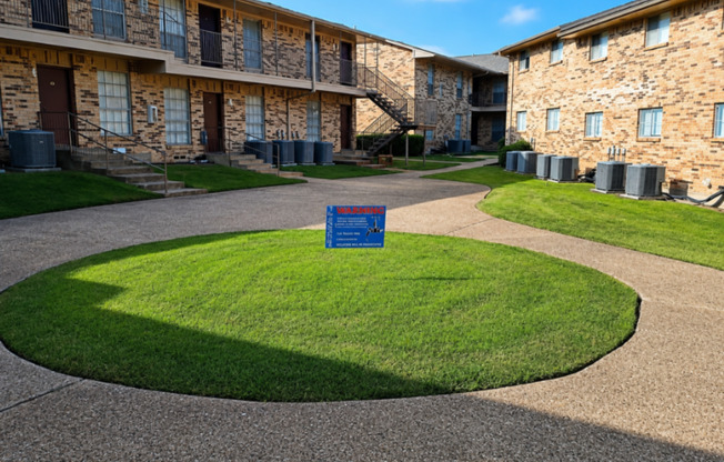 1 bed, 1 bath, 650 sqft, $950