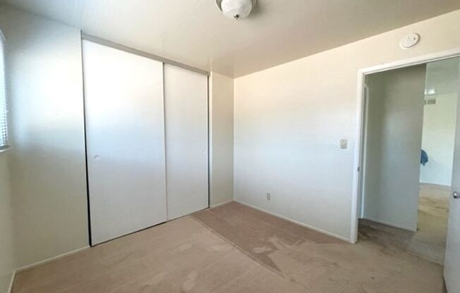 2 beds, 1 bath, $2,700, Unit D