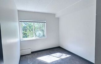 2 beds, 1 bath, 644 sqft, $900, Unit Pine Cone Village B-26