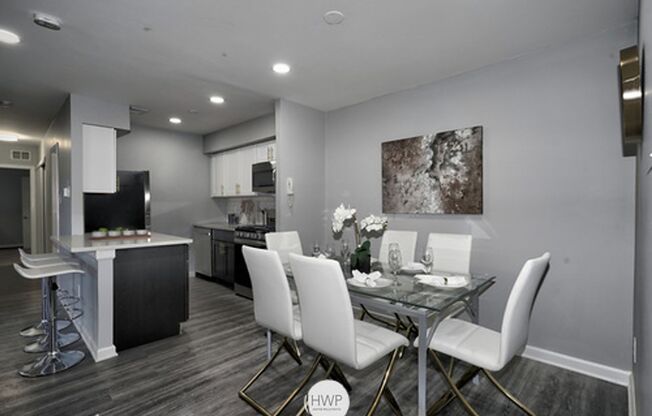 2 beds, 2 baths, 920 sqft, $1,750, Unit 812G