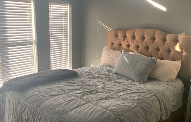 2 beds, 2 baths, $1,975, Unit # 238