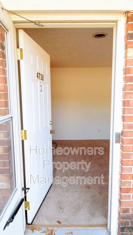 4738 ROSEHILL RD