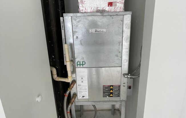 1 bed, 1 bath, $3,450, Unit Unit #4107