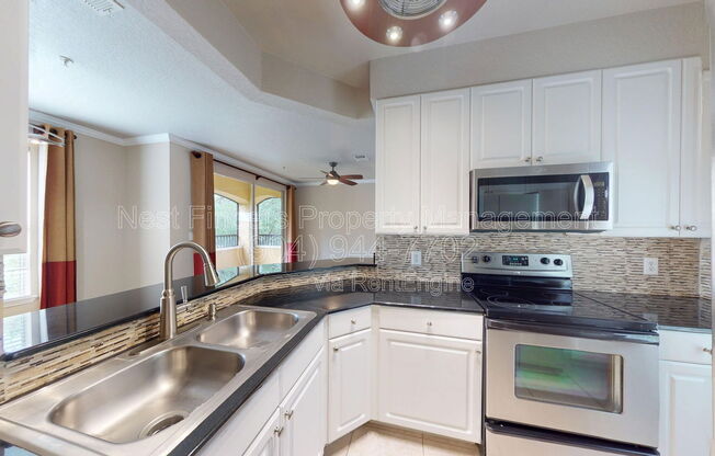 2 beds, 1 bath, 973 sqft, $1,550, Unit 1322