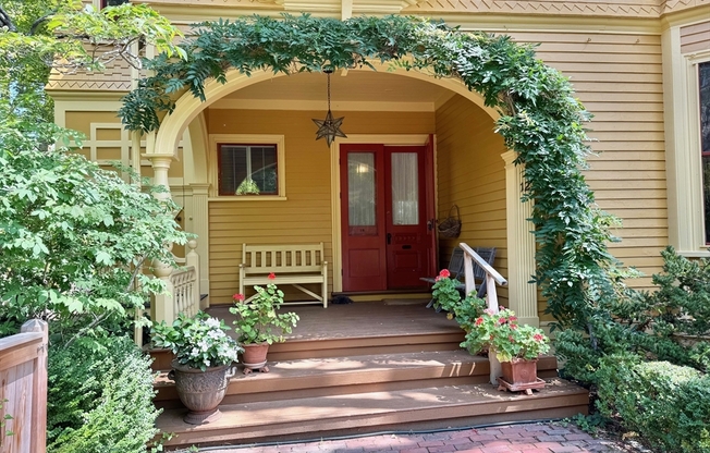 12 HUMBOLDT ST