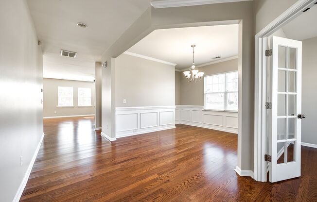 Great 5 bedroom 3.5 bath in the Lawson Community in Waxhaw!