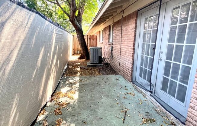 2 beds, 2 baths, 1,100 sqft, $1,800, Unit 703 E 45th- A