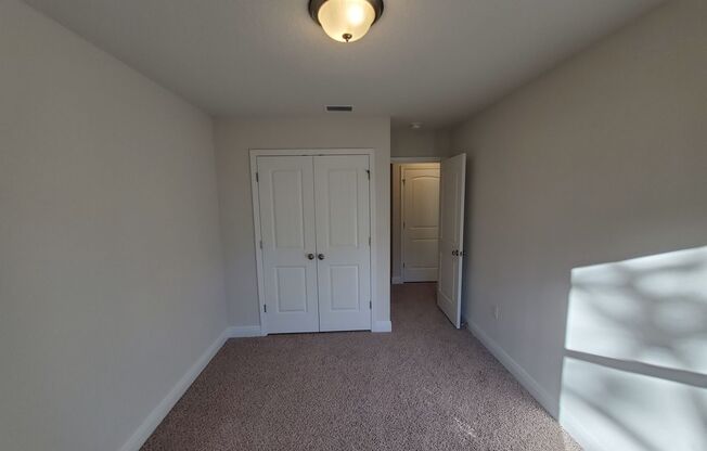 3 beds, 2.5 baths, 1,542 sqft, $1,900, Unit Hathaway Townhomes