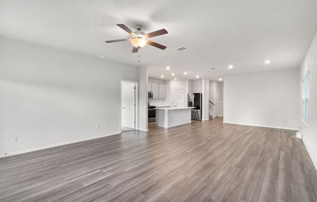 Huge 5-Bedroom Home for Lease in South Austin