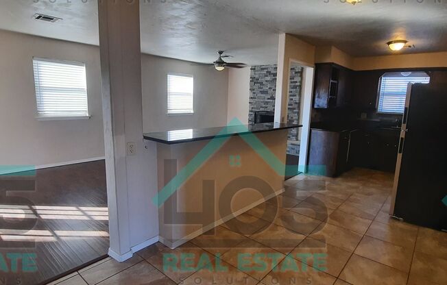 3 beds, 2 baths, $1,400