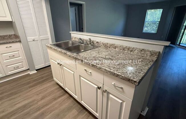 198 N. Fernwood Avenue Unit 1-6