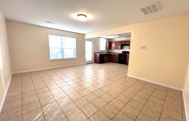 Newer 3BD/2.5 BA home w/ garage in quiet subdivision and only 15 minutes to downtown Raleigh!