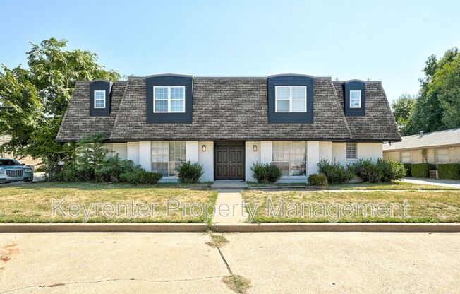 1309 CROWN PT AVE