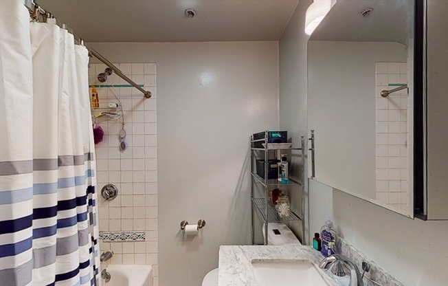 2 beds, 1 bath, 750 sqft, $3,695, Unit 11