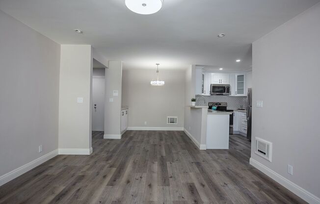 Newly Renovated 2 Bed + 2 Bath Condo in Prime Pasadena Location